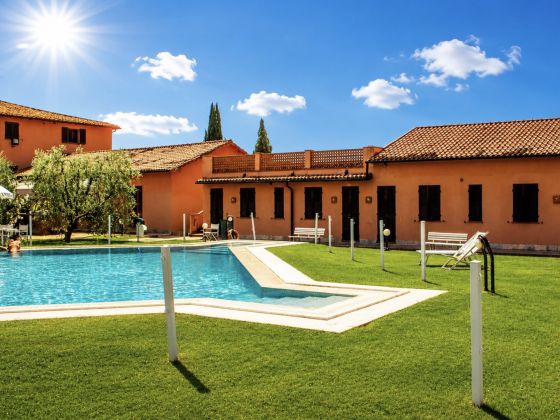 Relais Santa Genoveffa - foto 1