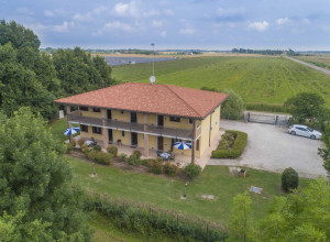 image0 Tenuta Regina