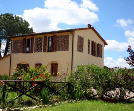 Primavera In Arrivo Nel Cuore Della Toscana