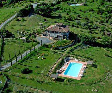 Foto Farm-house Relais Poggio Del Melograno - Pisa