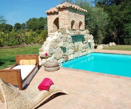 Bed And Breakfast Borgo Fontanile  - Baschi