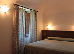 image1 Il Glicine E La Lanterna