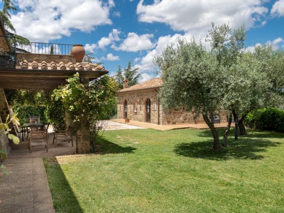 castagnatello foto esterno 30