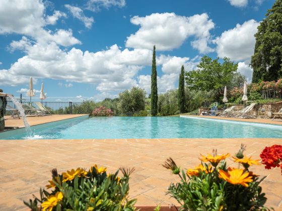 castagnatello foto esterno 13