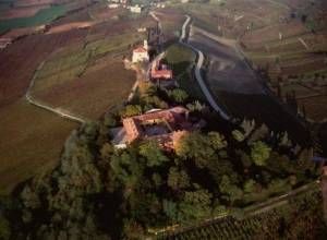 image5 Castello Di Luzzano