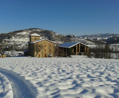 Agritourisme Cà Bertù - Castello Di Serravalle