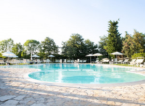 Agriturismo Vicino Al Mare Nelle Marche Con Piscina 51