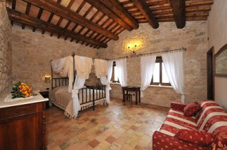 image12 Borgo San Martino (il Portone)