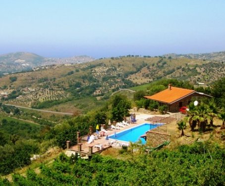 Ferienbauernhof Il Falco Del Cilento - Torchiara