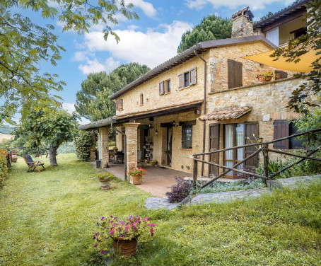 Ferienbauernhof Tra Cielo E Terra - Todi