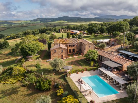 la fonte foto esterno 1