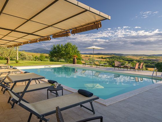 la fonte foto esterno 24