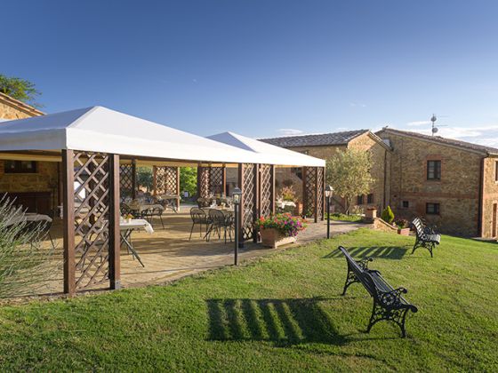 la fonte foto esterno 21