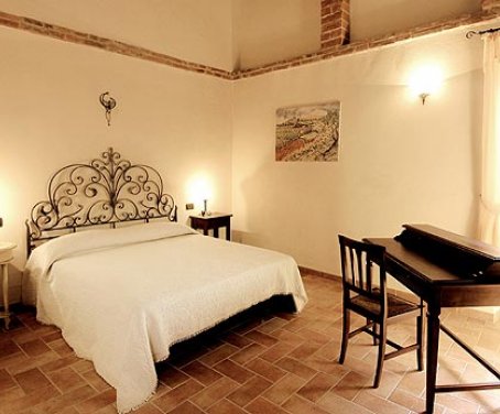 Foto Agriturismo Bossona - Siena