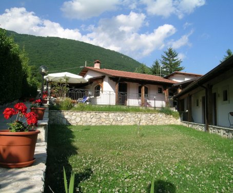 Bed And Breakfast Les Chalets - Villetta Barrea