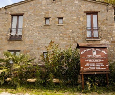 Agriturismo Grotta Dell’Eremita - Castelmezzano