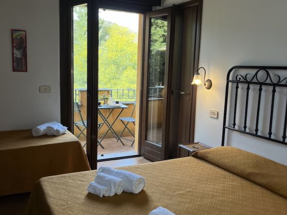 Feudo Gagliardi foto camera_tripla 14