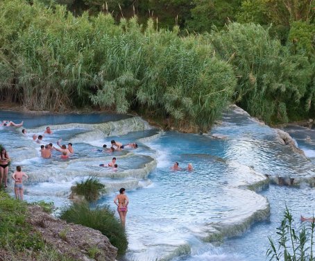 Tutti Alle Terme Di Saturnia!