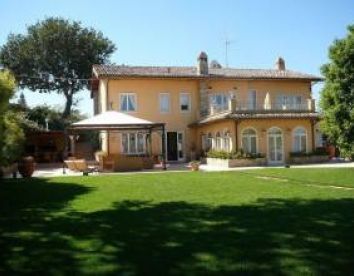 Vittoria House