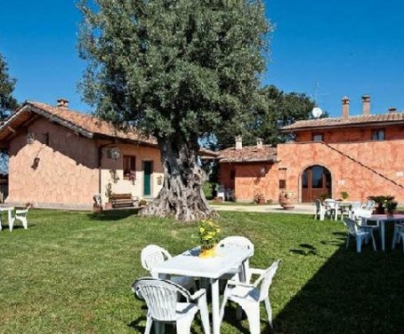 Foto Agriturismo Poggio Dei Cavalieri - Roma