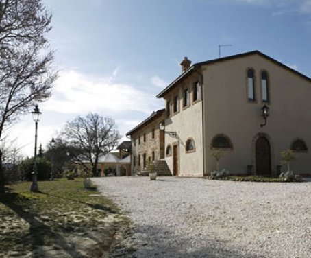 Agriturismo La Collina Del Sole - Varano De' Melegari