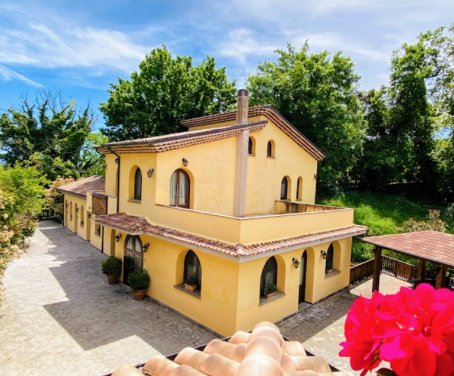 Farm-house Al Verneto - Laino Borgo