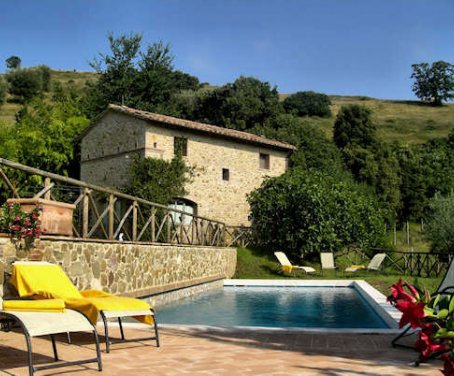 Foto Farm-house La Posta Di Confine - Perugia