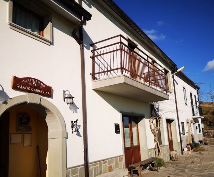 Farm-house Guado Cannavina
