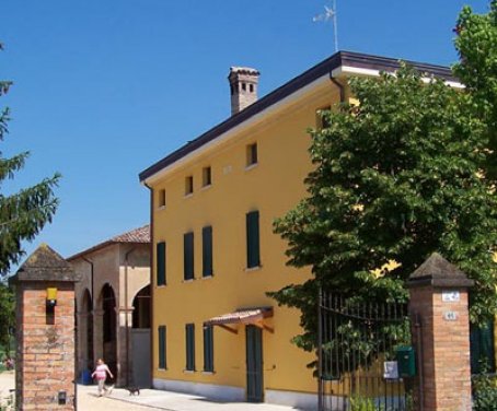 Ferienbauernhof Aquila Nera - Cadelbosco Di Sopra