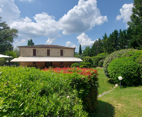 Ponti Di Primavera (25° Aprile E 1° Maggio)