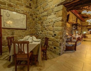Restaurant 4