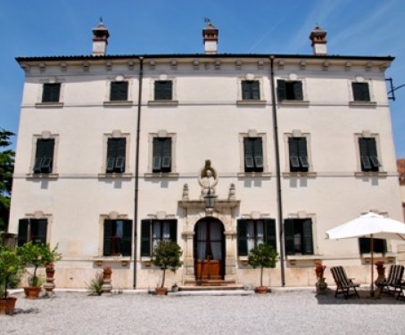 Agriturismo Villa Canestrari - Illasi