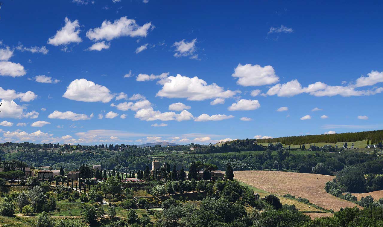 Colline e cipressi della Val d’Orcia in Toscana